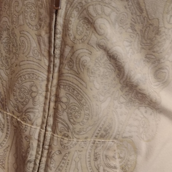 Jacket - Picture 2 of 4